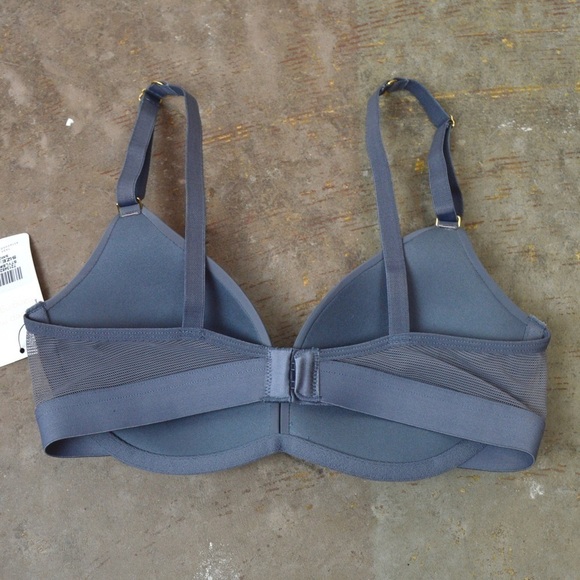 NWT 32C Lively The Deep V No-Wire Push-Up, Color Smoke - Picture 5 of 9